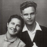 Svetlana un Nikolajs Andrejevi kāzu dienā