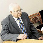 Юрий Пешков