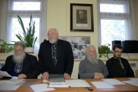 Н.Т. Иванов – ректор Рижского Гребенщиковского духовного училища на вручении дипломов выпускникам