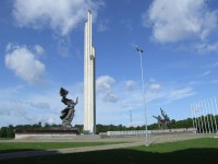 Памятник советским воинам  и Парк Победы в Риге