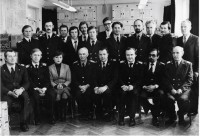 Valērijs Aņisimovs ar “Aviācijas sakaru” katedras darbiniekiem 