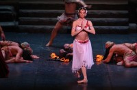 Jūlija Gurviča Ludviga Minkusa baletā “Bajadēra”