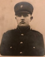 Jurija Hrola tēvs — Sergejs Hrols dienesta laikā Latvijas armijā