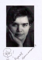 Marinas Kosteņeckas fotoportrets ar autogrāfu