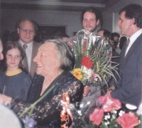 Татьяна Лице принимает поздравления в связи с 80-летием 