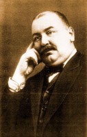 Константин Незлобин