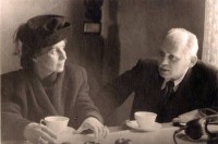 Нина и Паулс Страдиньш в зарубежной поездке