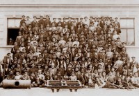 Рабочие «Феникса» в 1897 году