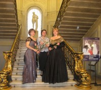 Galina Polyakova and Larisa Lyutko with St. Petersburg musicologist Valeria Vasilyeva