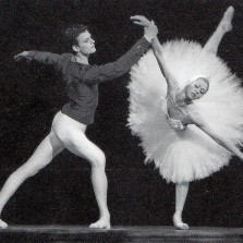 Jūlija Gurviča un Aleksejs Avečkins P. Čaikovska baletā “Gulbju ezers”