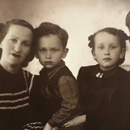 Lukjanovu ģimene 1952. gadā   