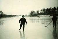 Vasilijs Savčenko, slidojot uz Bābelītes ezera ledus