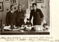 Jāzeps Vītols ar saviem studentiem 