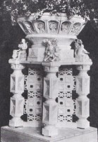Georgs Kruglovs. Vāze.