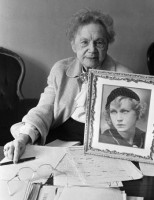  И. Одоевцева. Ленинград, 1988 год