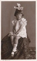 Таня Правдина. Рига, 1923 год