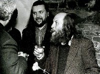 Genādijs Suhanovs kopā ar kolēģiem