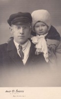 Margarita Busko ar tēvu. 1932. gada 5. aprīlī
